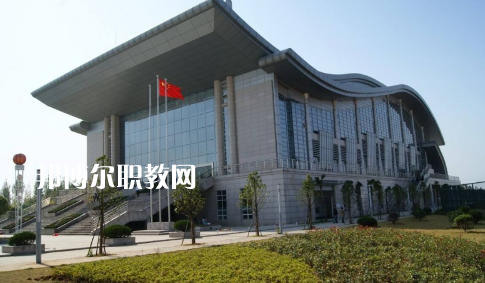 武漢體育運(yùn)動(dòng)學(xué)校2022年報(bào)名條件、招生要求、招生對(duì)象