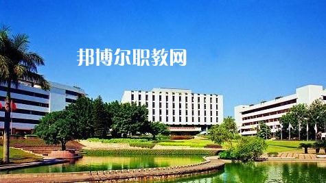 武漢園林技工學(xué)校2022年報(bào)名條件、招生要求、招生對象