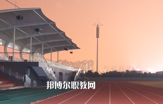 武漢交通學(xué)校2022年報(bào)名條件、招生要求、招生對象