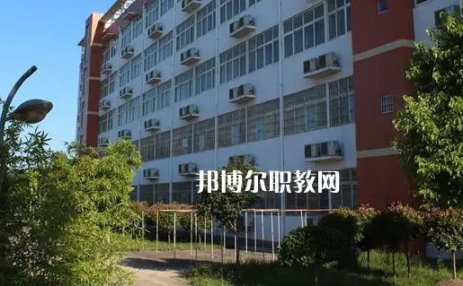 湖北現(xiàn)代技術學校2022年報名條件、招生要求、招生對象