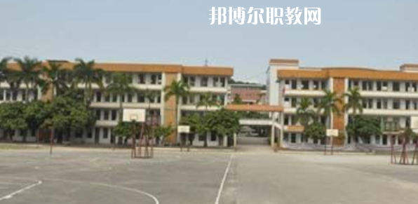 容縣職業(yè)中等專(zhuān)業(yè)學(xué)校2022年地址在哪里