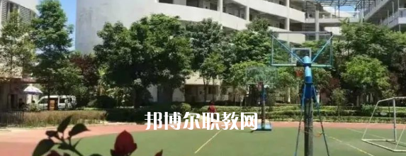 廣州白云工商技師學院怎么樣、好不好