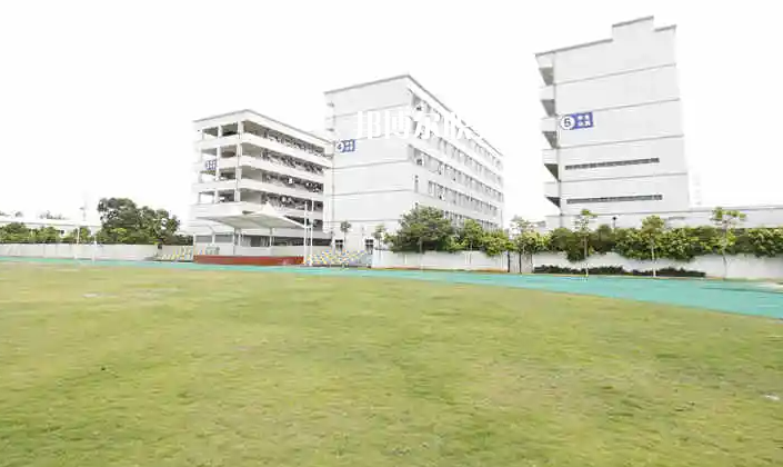 湖南醫(yī)藥衛(wèi)校2022年報名條件、招生要求、招生對象