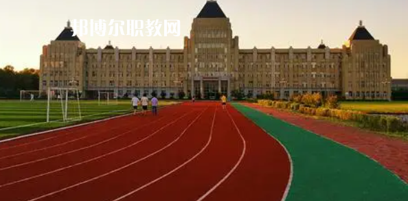 黑龍江高職?？圃盒Ｅ琶?8強(qiáng)