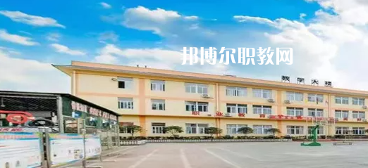 2023年達(dá)州科技職業(yè)技術(shù)學(xué)校學(xué)費、收費多少