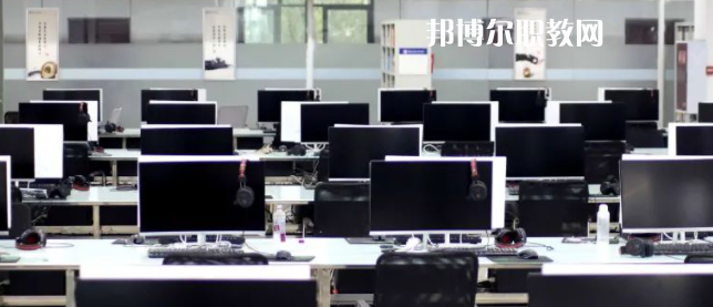 攀枝花技師學(xué)院地址在哪里，哪個(gè)地區(qū)，哪個(gè)城市?