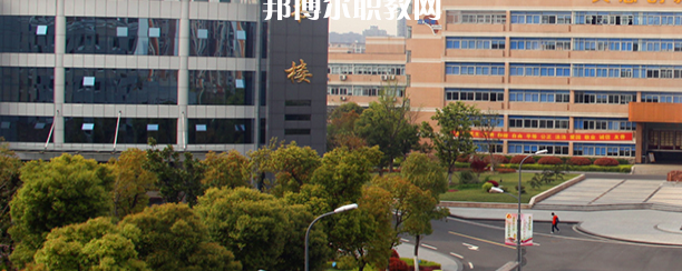江蘇聯(lián)合職業(yè)技術(shù)學院無錫機電分院地址在哪里，哪個地區(qū)，哪個城市?