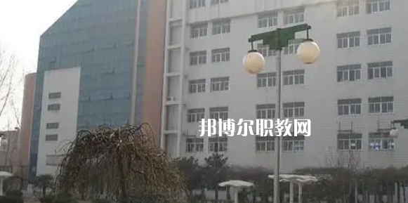 江蘇省淮安技師學(xué)院地址在哪里，哪個地區(qū)，哪個城市?