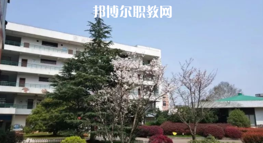 2023蘭溪市第六中學(xué)招生計(jì)劃 招生人數(shù)是多少(附要求、條件、對(duì)象)