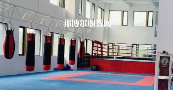 2023蒼南縣飛林職業(yè)學(xué)校招生計(jì)劃 招生人數(shù)是多少(附要求、條件、對(duì)象)