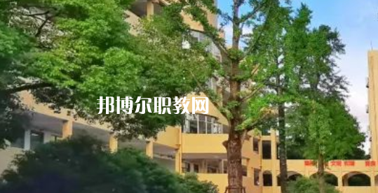 寧波市職教中心學(xué)校地址在哪里，哪個(gè)地區(qū)，哪個(gè)城市?