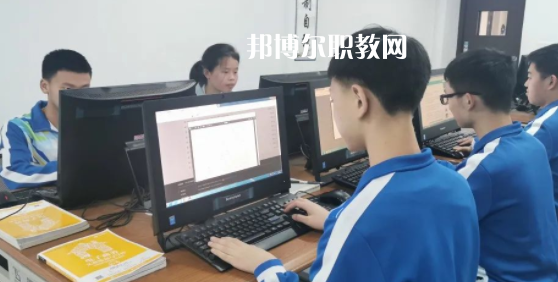 衢州市特殊教育學(xué)校地址在哪里，哪個地區(qū)，哪個城市?