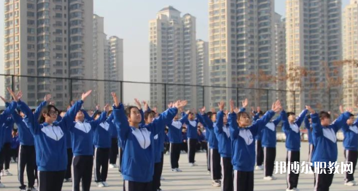 中交第二公路工程局有限公司技工學(xué)校地址，乘車路線
