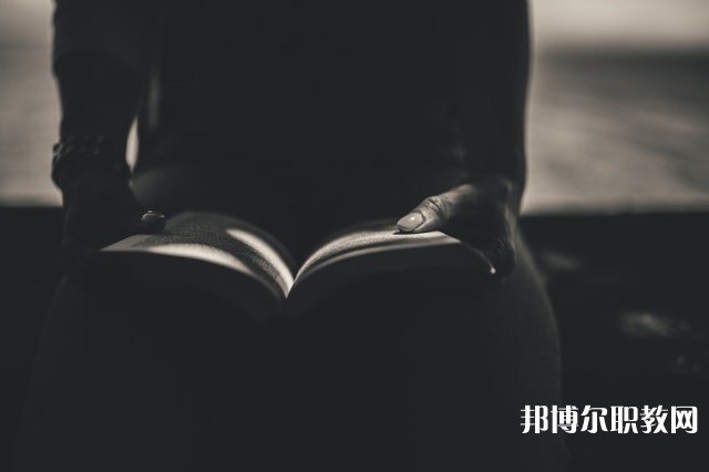 鷹潭衛(wèi)生學(xué)校有哪些招生專(zhuān)業(yè)（2023年）