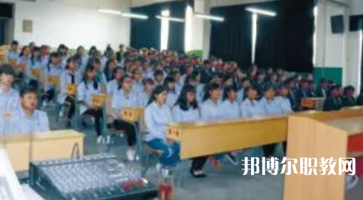寶雞秦華職業(yè)技術(shù)學(xué)校怎么樣、好不好