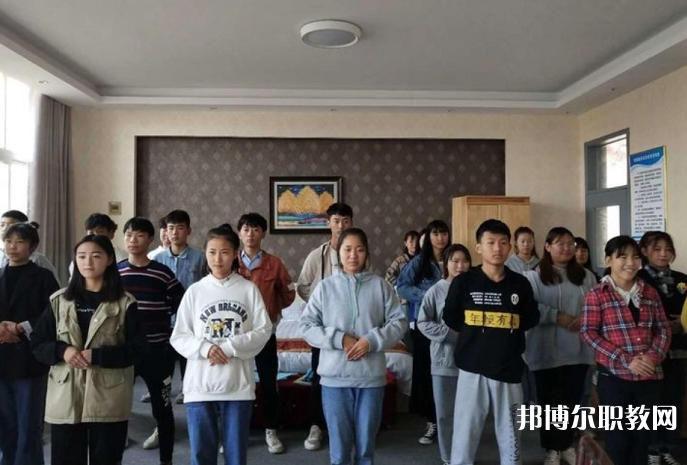 洛陽(yáng)市商業(yè)中等專業(yè)學(xué)校網(wǎng)站網(wǎng)址主頁(yè)