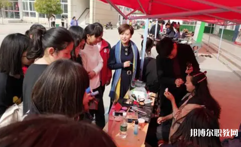 2023寧陵縣職業(yè)中等專(zhuān)業(yè)學(xué)校招生計(jì)劃 招生人數(shù)是多少(附要求、條件、對(duì)象)