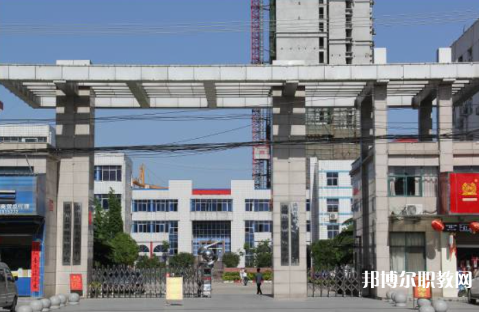 潢川縣職業(yè)中等專業(yè)學(xué)校怎么樣、好不好