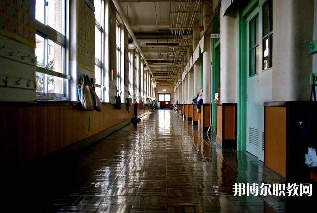 湖北哪里的中職學校能讀飯店酒店服務與旅游專業(yè)