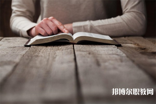 湖南哪里的中專學校能讀軟件與信息服務(wù)專業(yè)專業(yè)
