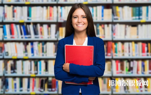 廣東哪里的中專學校能讀模具與數控專業(yè)