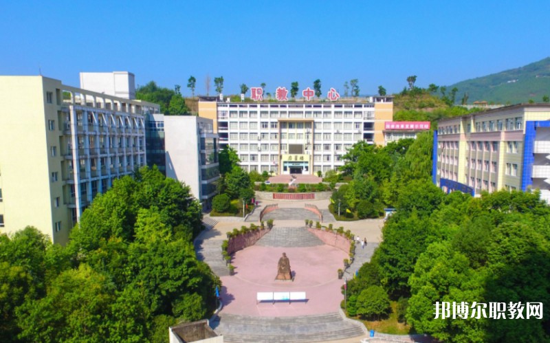 2024上林縣職業(yè)技術(shù)學(xué)校招生計(jì)劃 招生人數(shù)是多少(附要求、條件、對(duì)象)