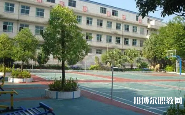 2024隆安縣中等職業(yè)技術(shù)學(xué)校招生計(jì)劃 招生人數(shù)是多少(附要求、條件、對(duì)象)