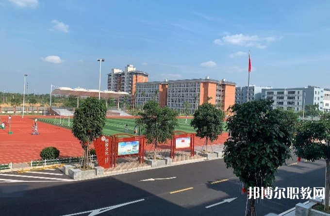2024貴港市白云職業(yè)技術(shù)學校招生計劃 招生人數(shù)是多少(附要求、條件、對象)