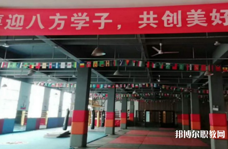 潁上縣止戈體育運(yùn)動(dòng)學(xué)校地址，乘車(chē)路線