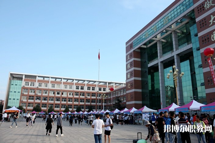 萊蕪航空中等專(zhuān)業(yè)學(xué)校怎么樣、好不好