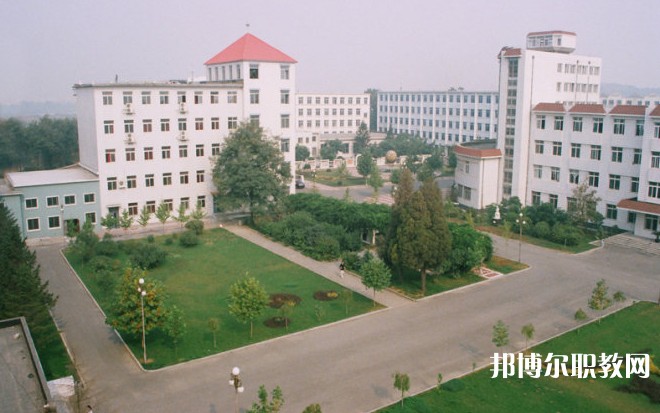 鞍山市廣播電視學(xué)校怎么樣、好不好