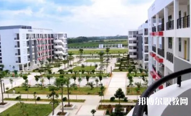 2024本溪市衛(wèi)生學(xué)校招生計(jì)劃 招生人數(shù)是多少(附要求、條件、對(duì)象)