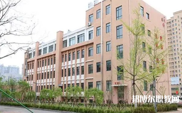 丹東市民族中等職業(yè)技術(shù)專業(yè)學校怎么樣、好不好