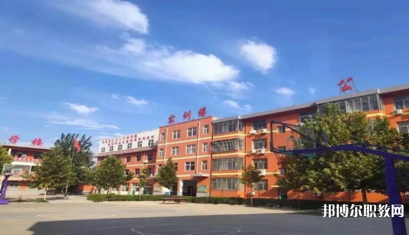 運城市韓韓集團高級職業(yè)中學怎么樣、好不好
